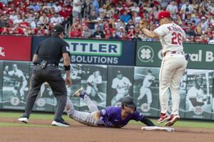 Cardinals take on Rockies at Busch Stadium