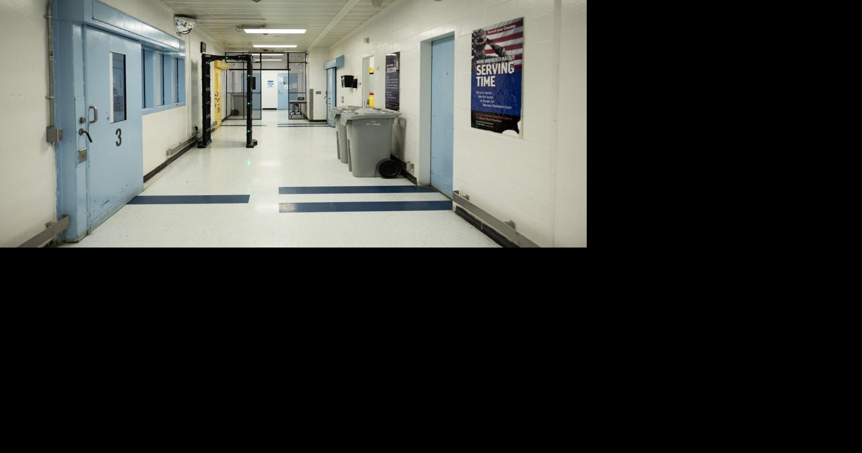 Activists say complaints about St. Louis jail increase in recent weeks