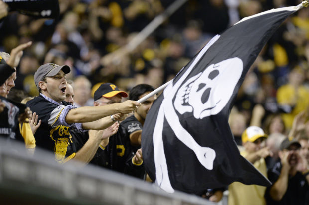 Pittsburgh Pirates Jolly Roger Flag