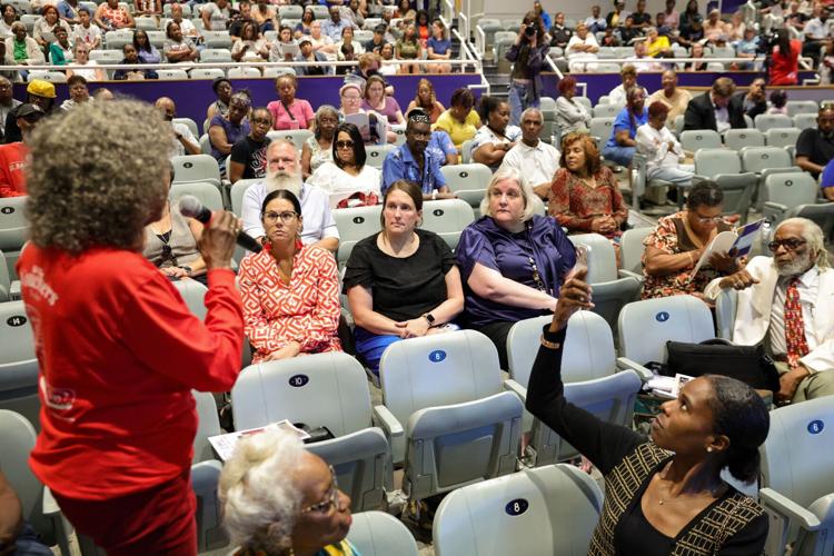 SLPS holds community feedback meeting for school closures