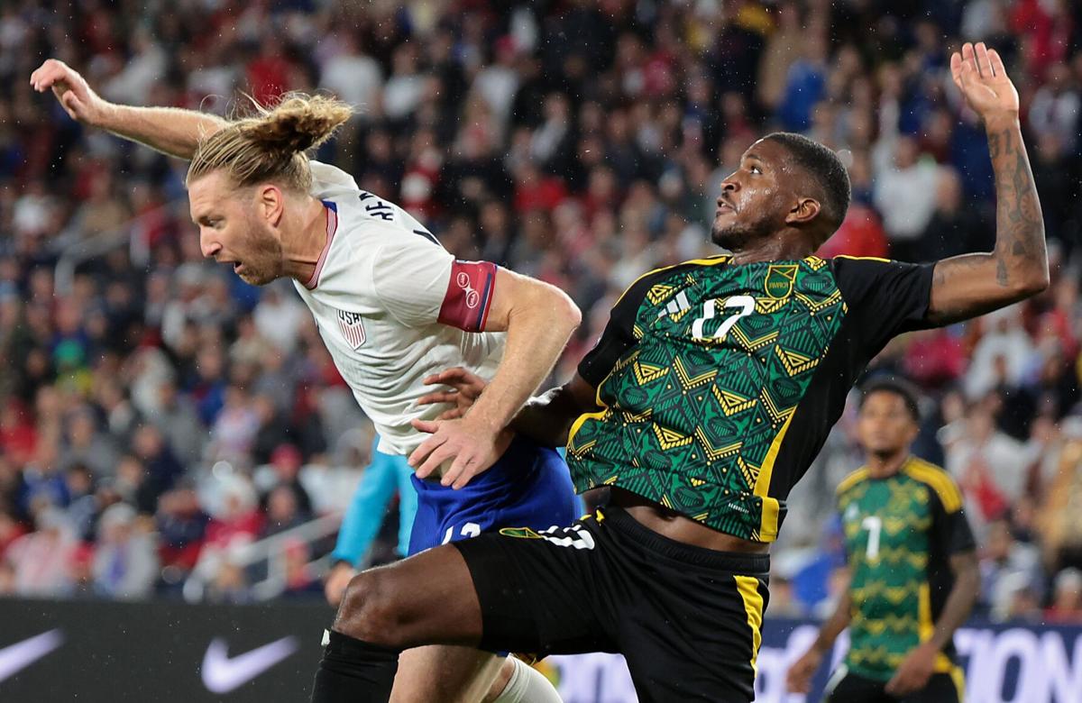 USA beats Jamaica 4-2 to advance in Nations League