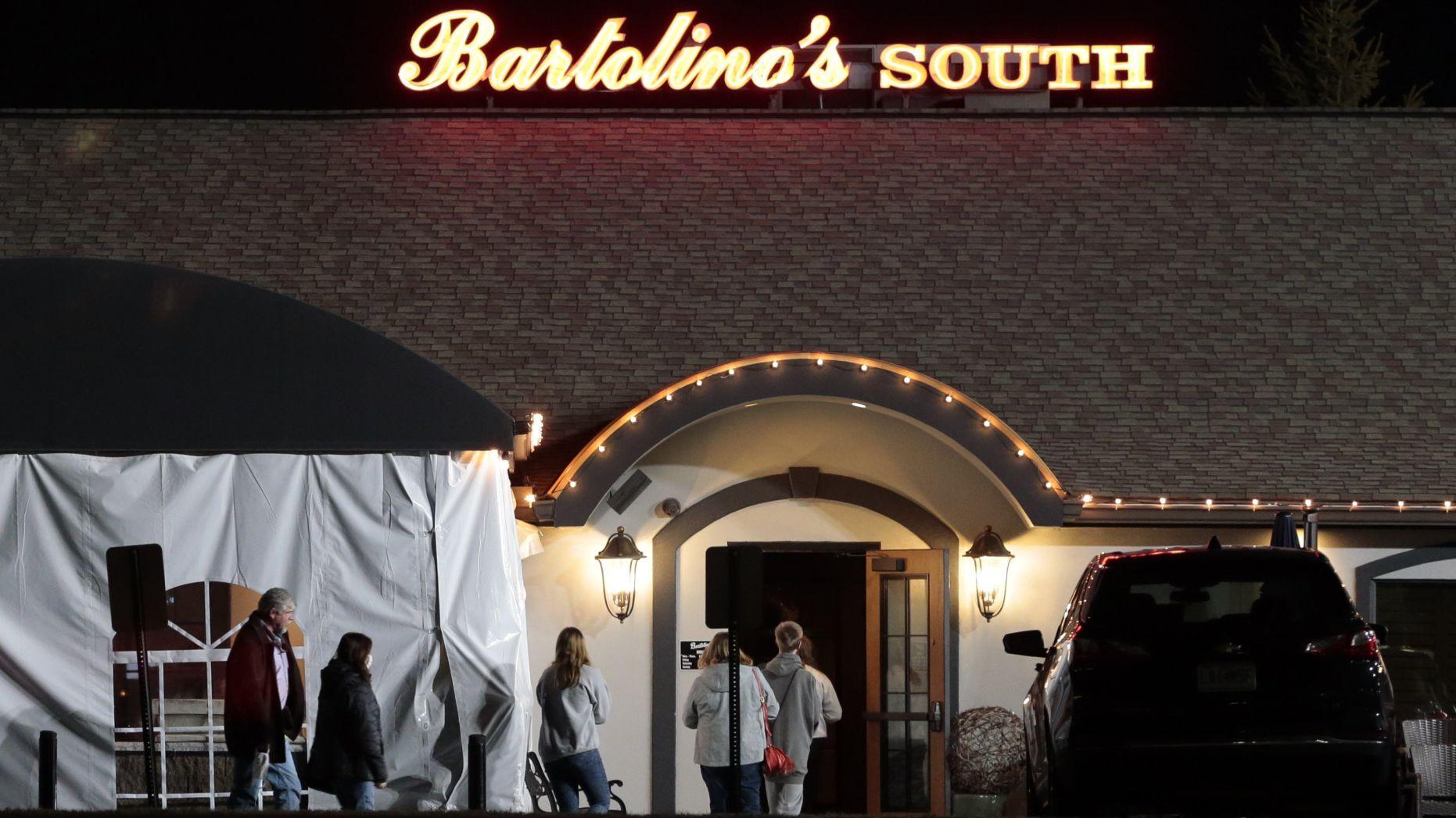 Restrictions on St. Louis County restaurants and bars remain in place after appeals court ruling - Vimarsana News