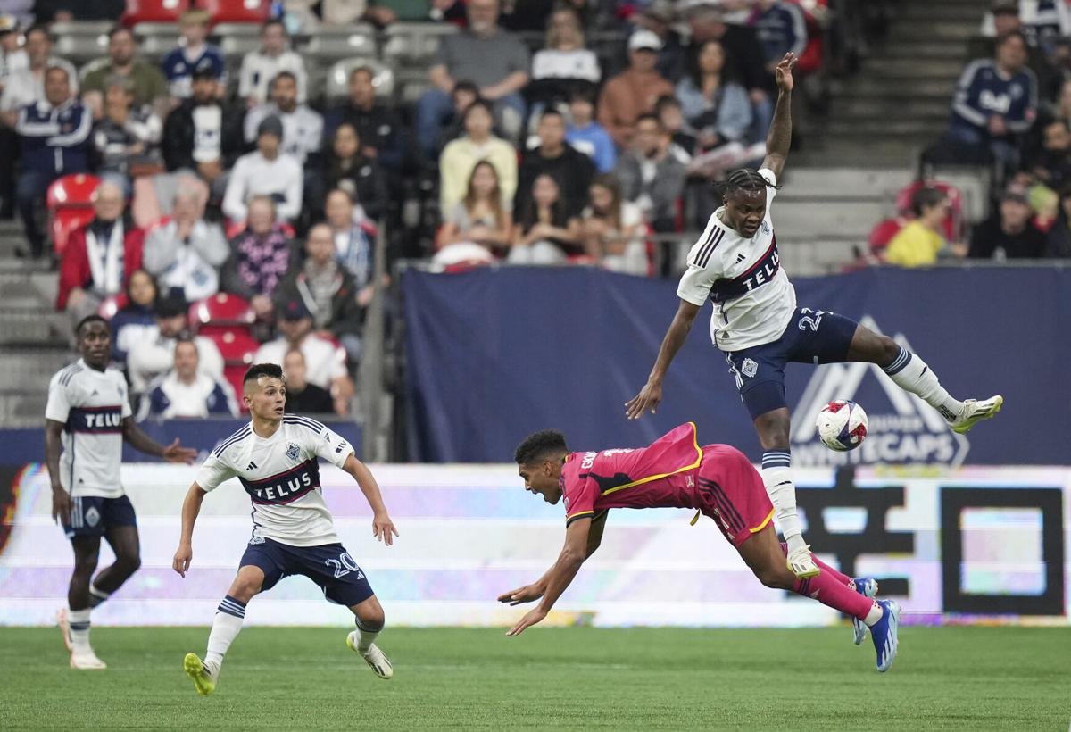 Whitecaps seek helping hand in bid for MLS playoff qualification