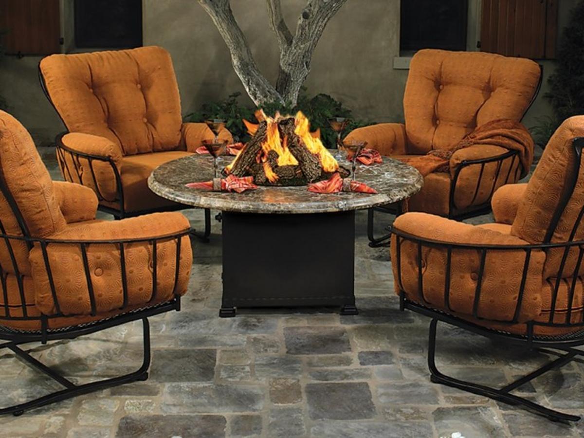 Pin By Ginger Rader On Beautiful Homes Luxe Interiors Outdoor Furniture Sets Local Furniture Stores