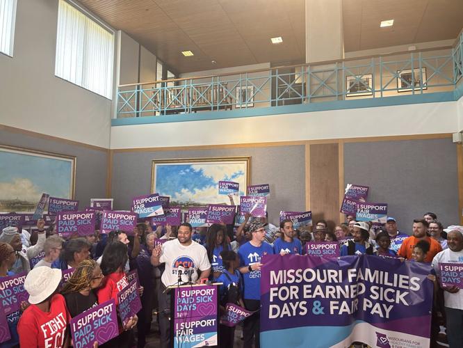 Crowd for minimum wage