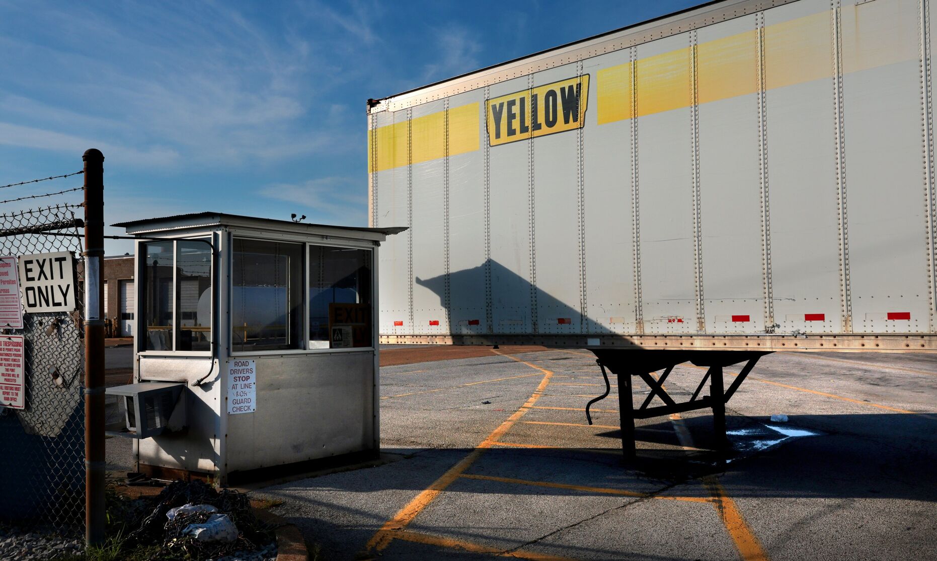 Yellow Packing Alert Yellow trucking company closes, leaving St. Louis workers in limbo