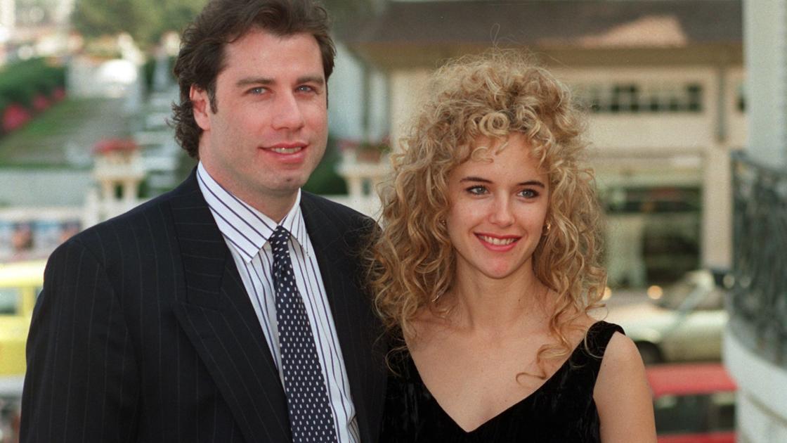 Get Photos Actress Kelly Preston Through The Years 1962 2020 Desktop Wallpaper Wallpaper Photos Actress Kelly Preston Through The Years 1962 2020 For Android Free