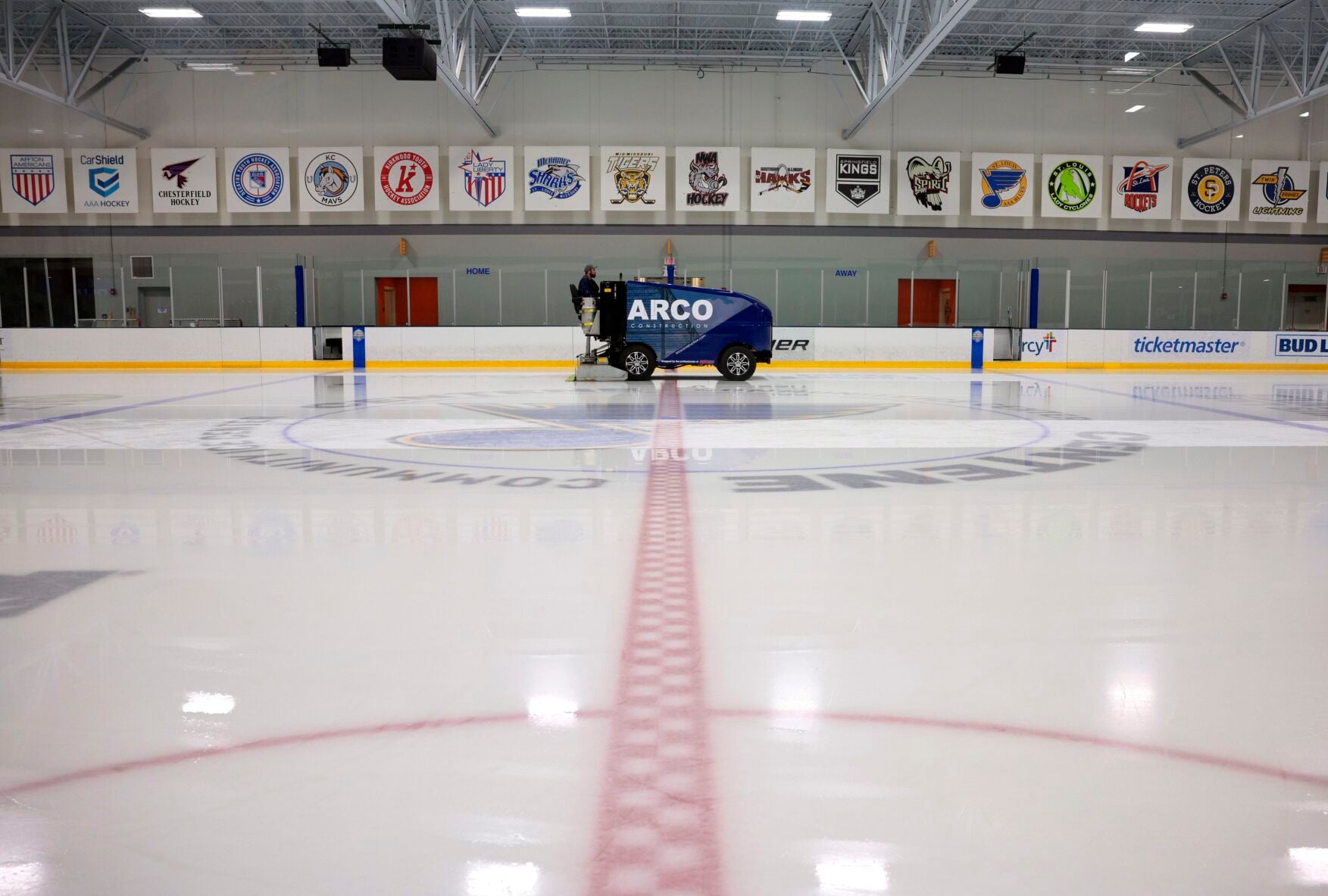 Maryland Heights to remove Blues nonprofit from ice center