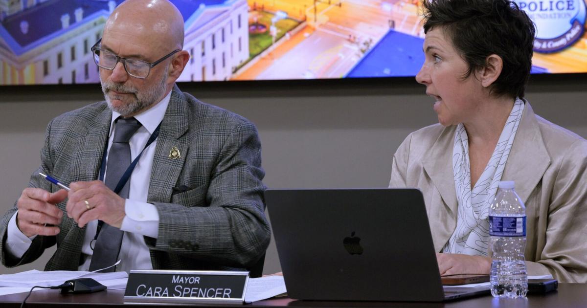 St. Louis police board wants to spend $5M on tasers, gun range ...