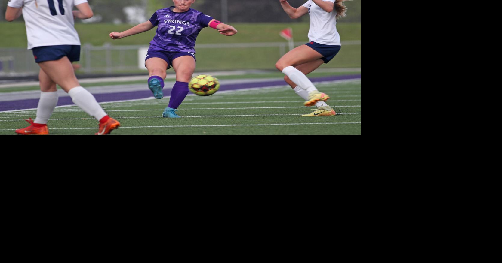Stoughton girls soccer extends win streak in Badger Small | Sports ...