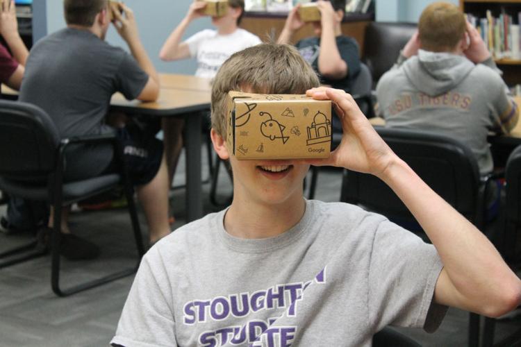 SHS students go on virtual field trips with ‘Google Expeditions ...