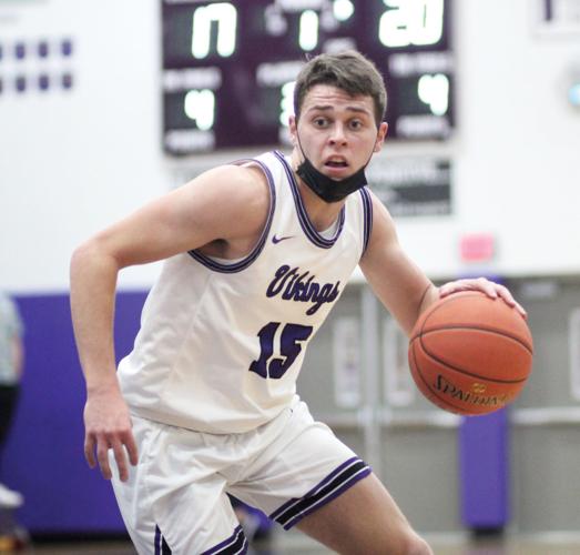 Boys basketball: Late surge comes up short as Stoughton can't overcome  Carson Baker's 28 | Sports | stoughtonnews.com