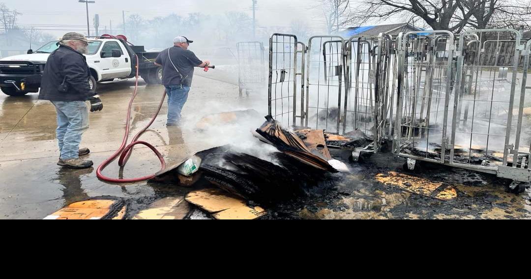 Cardboard fire at Dollar General, Dugger News