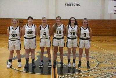 DUCS girls basketball team