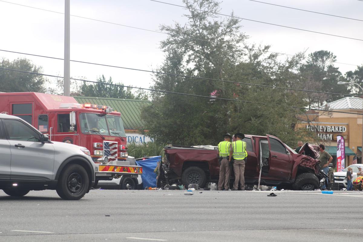 Woman, child killed in four-vehicle crash in Spring Hill