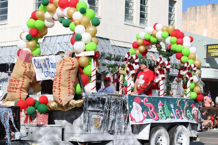 Brooksville Fl Christmas Parade December 2022 47Th Annual Brooksville Christmas Parade | Multimedia | Suncoastnews.com