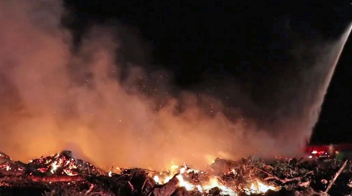 Mulch fire smoke closes part of SR 54 News