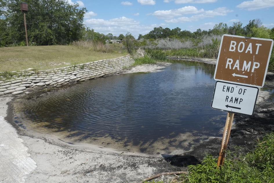 Hunters Lake water levels low and getting lower News