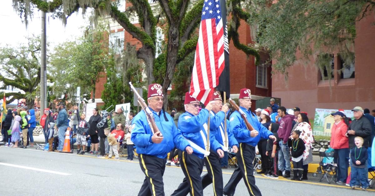 Brooksville Fl Christmas Parade 2022 Parking Brooksville Parade, Festival Celebrate The Spirit Of Christmas | News |  Suncoastnews.com Brooksville Fl Christmas Parade 2022 Parking Brooksville Parade, Festival Celebrate The Spirit Of Christmas | News |  Suncoastnews.com