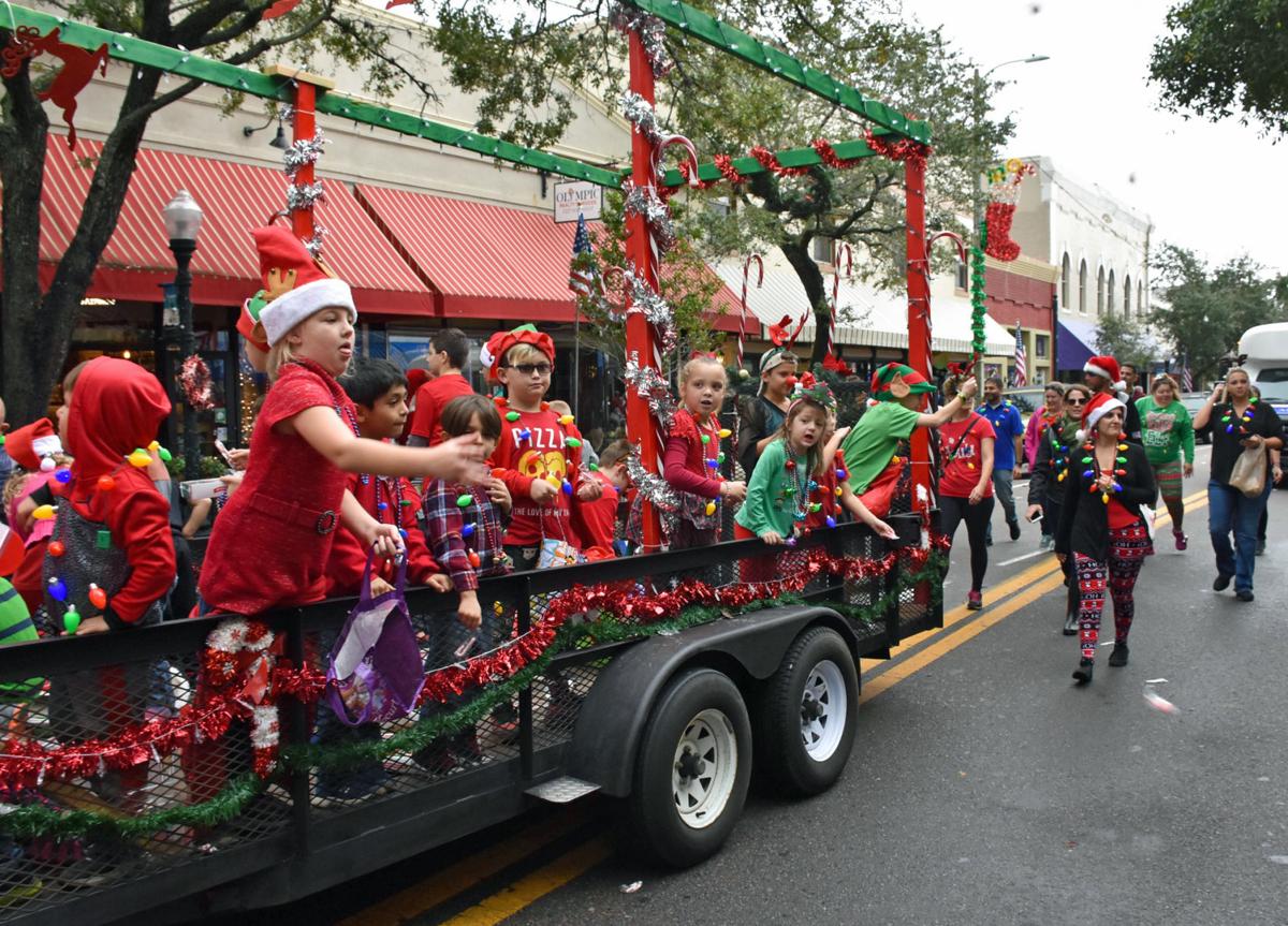 Tarpon Christmas parade went on as planned Featured Content