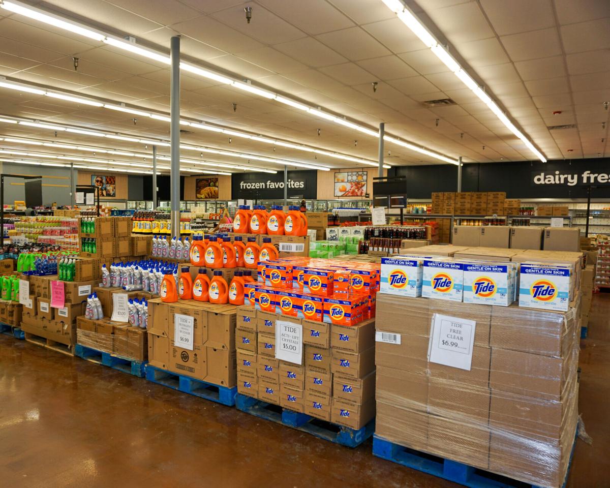 discount-grocery-enters-vacant-save-a-lot-space-in-tarpon-springs