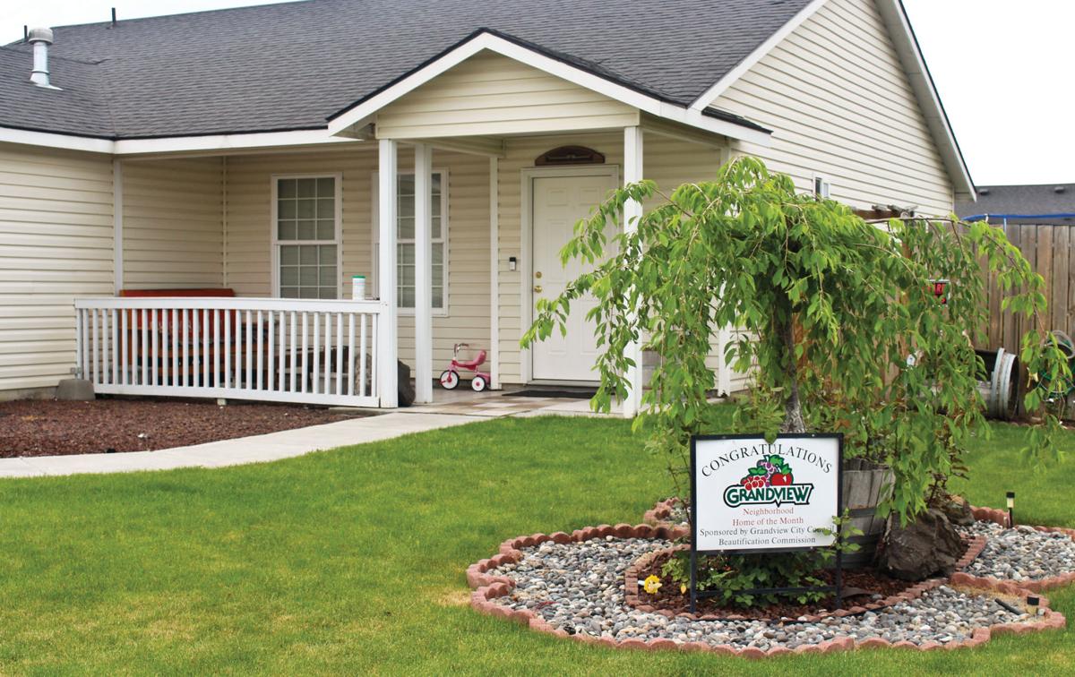 Grandview May 2019 Homes Of The Month Home And Garden Sunnysidesun Com