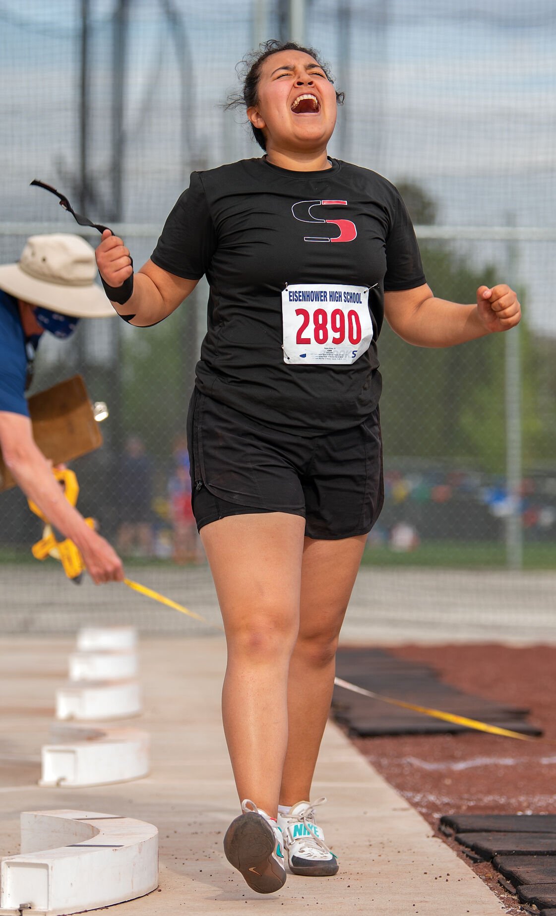 Sunnyside Grizzlies track and field teams set new school, personal records