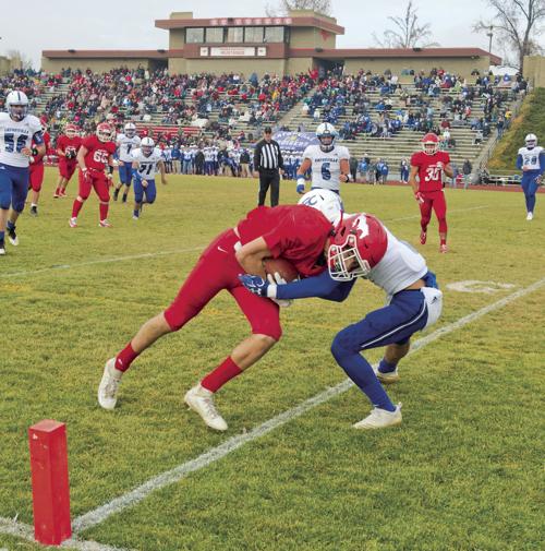 Prosser Mustangs stampede over Eatonville, 41-23