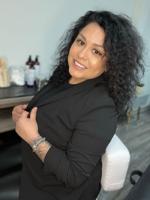 Business Spotlight: Loni Perez