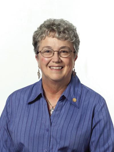 Texas National Bank Assistant Vice President Retires