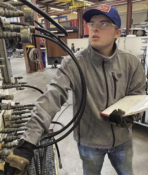 Dunn likes shop environment of TSTC Diesel Equipment