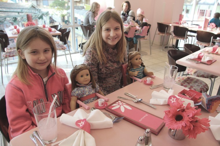 American girl doll cheap store lunch