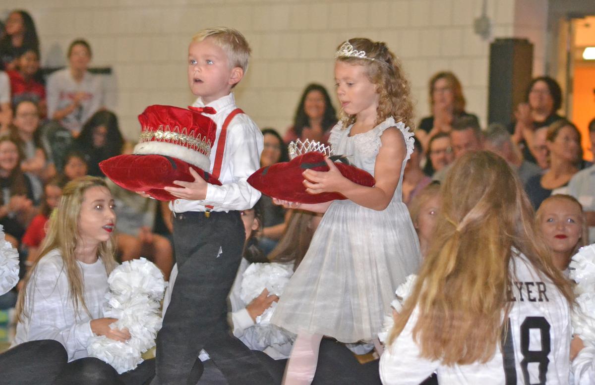 Eden Prairie crowns the king and queen Eden Prairie