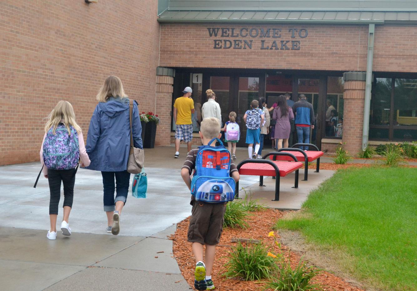 Eden Prairie students return to school Eden Prairie Education