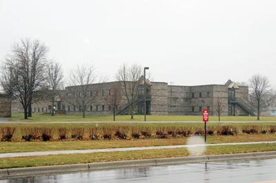Protesters Call For More Inmates To Be Released From Shakopee Women S Prison Amid The Pandemic Shakopee News Swnewsmedia Com