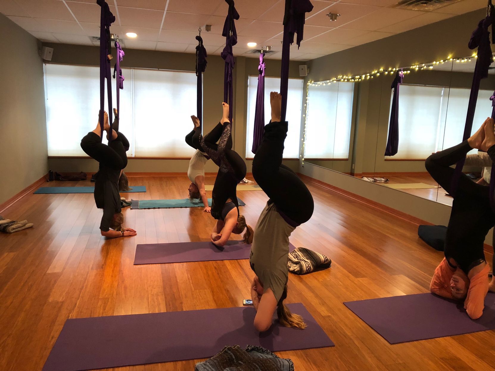 yoga assist class #adjustment #yogaasana #assist #yoga #yogapose  #yogaeverywhere - YouTube