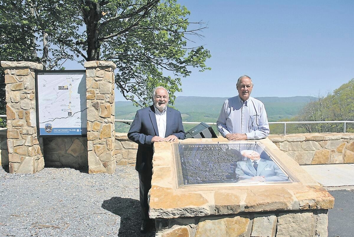 Back of the Dragon overlook