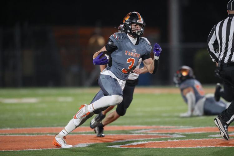 Rural Retreat @ Honaker Football