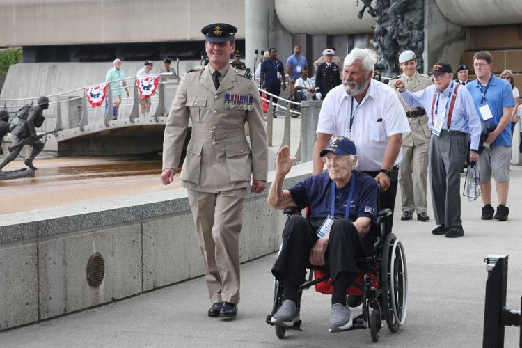 060624-lna-news-ddayearlyversion-p1