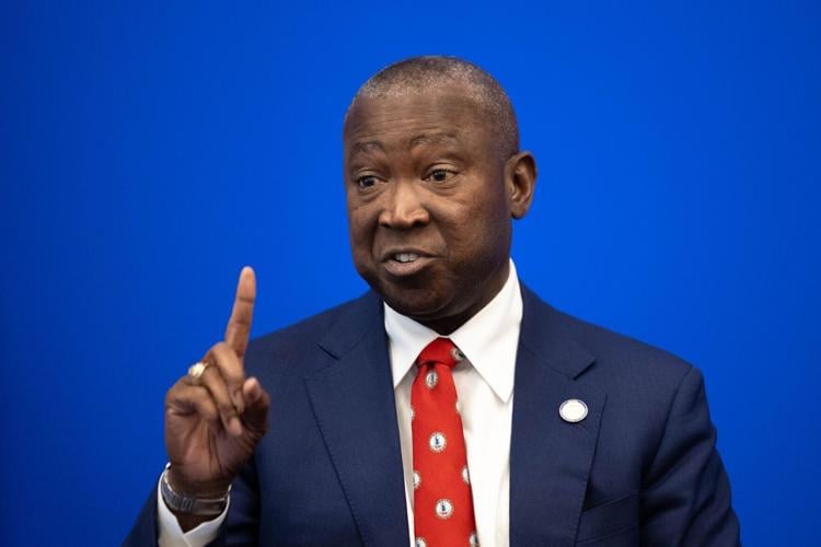 042326-rtd-met-pressers