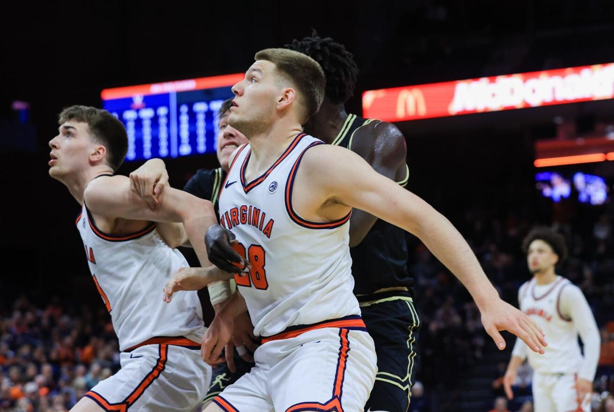 UVaVWakeForestBball'26-1.jpg