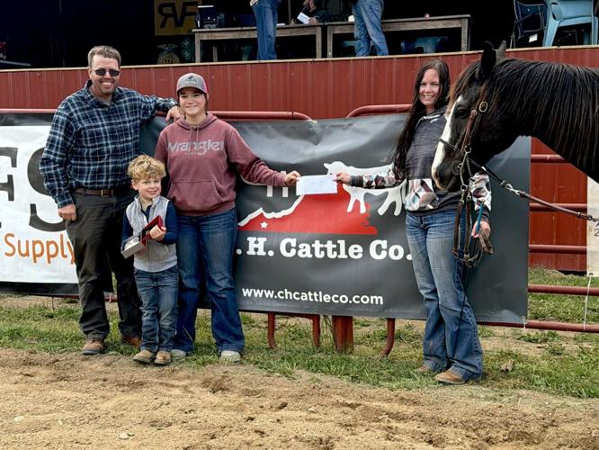 050926-smy-news-FFAHorseShow-p9.jpg