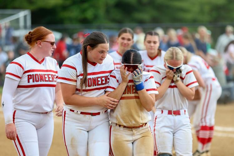 Region 2D Softball Semifinals: Lebanon vs Lee High
