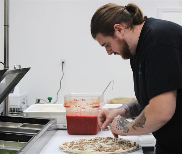 061723-smy-news-main-GordosPizza-p2.jpg