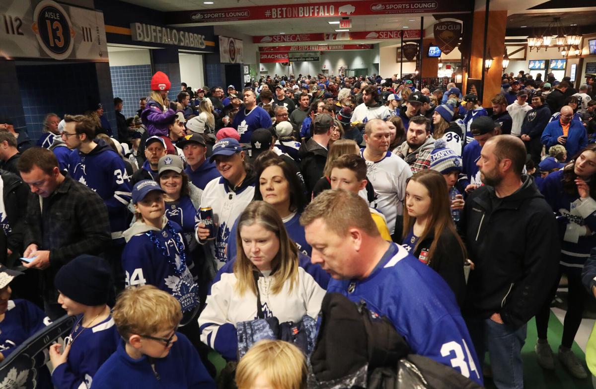 Toronto Maple Leafs at Buffalo Sabres