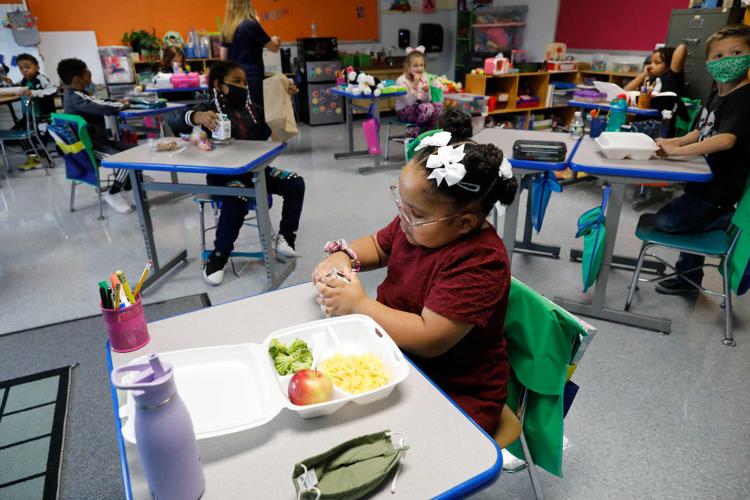 Glendale Elementary lunch