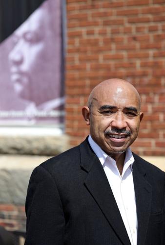Gary Flowers leads a Jackson Ward tour.