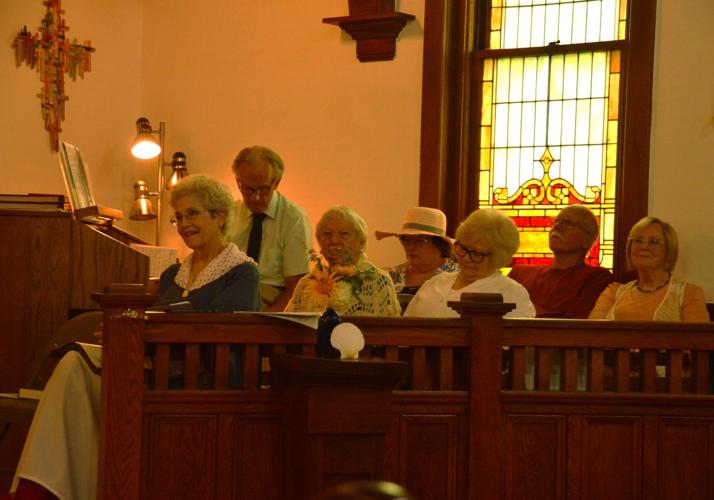 080826-wyt-news-StPaul250-p2.JPG