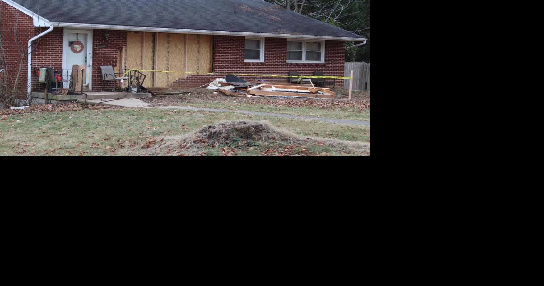 Town of Wytheville truck crashes into house