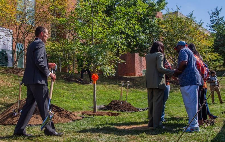 TreePlantCeremonyUVa'23-4.jpg
